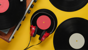 10 Reasons Why You Should Get A Record Player/Turntable [Getting Started With Vinyl]
