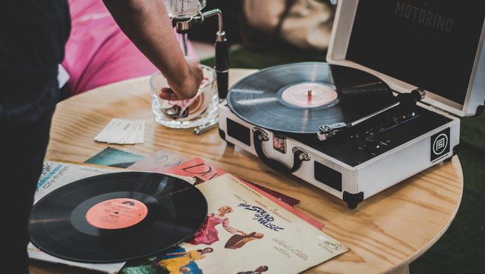 The Authenticity of the Vinyl Experience: A Timeless Musical Journey