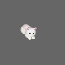 White Cat Spin Figs