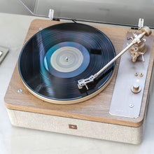 E100 Record Player (Natural/Light Gray)