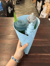 Handmade Vinyl Flower\Rose - Made from Recycled Vinyl Records [1 rose]