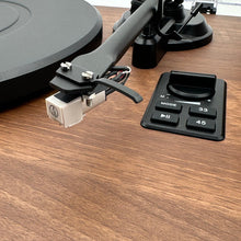 AccuTRAK CS-59 Turntable