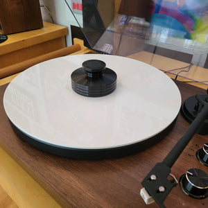 white acrylic turntable mat